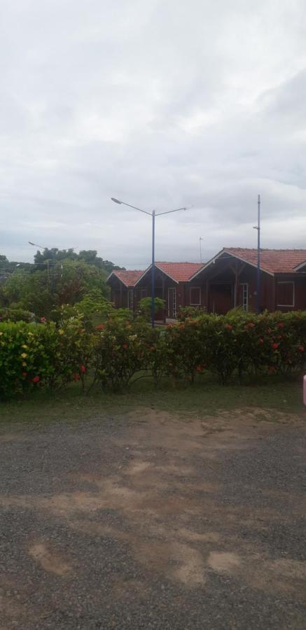 Aabb Chalé *